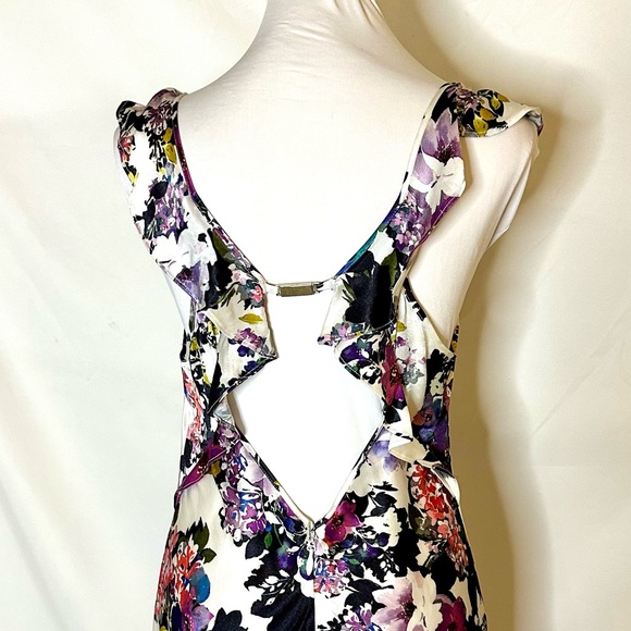 BEBE Floral Dress - Picture 5 of 8